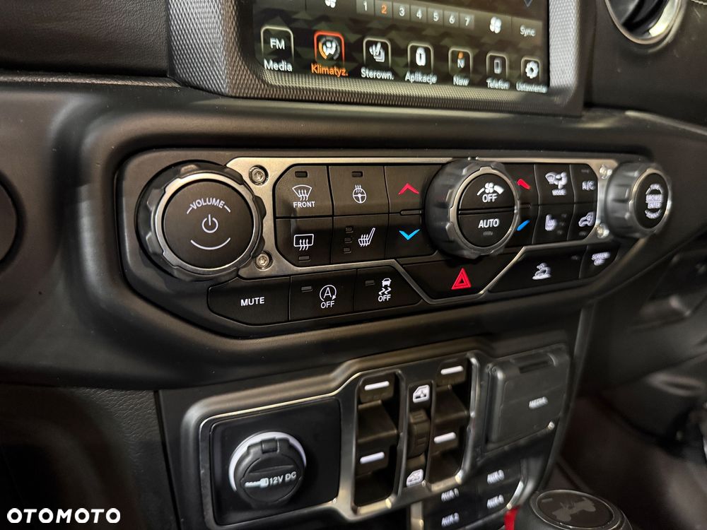 Jeep Wrangler Unlimited GME 2.0 Turbo Sahara - 19