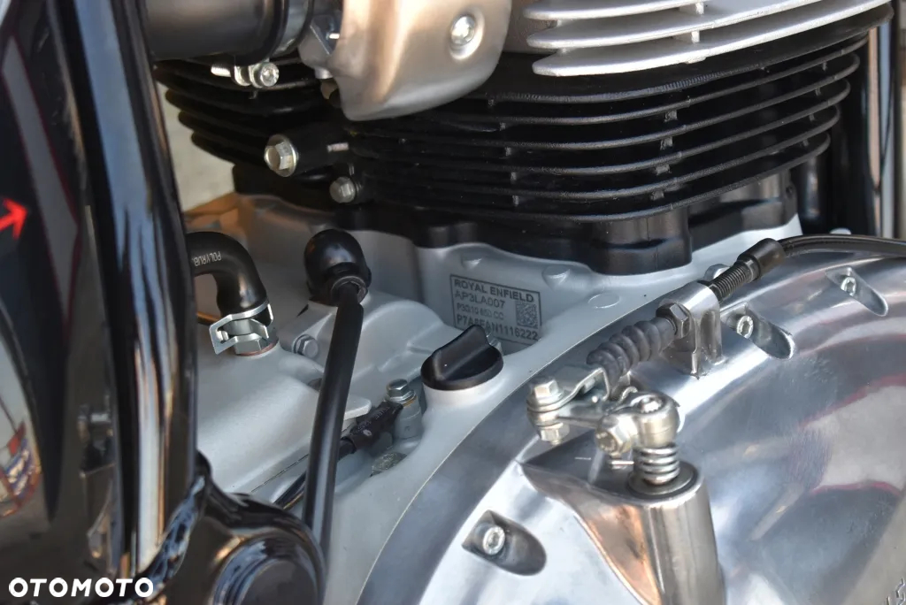 Royal Enfield Interceptor - 34