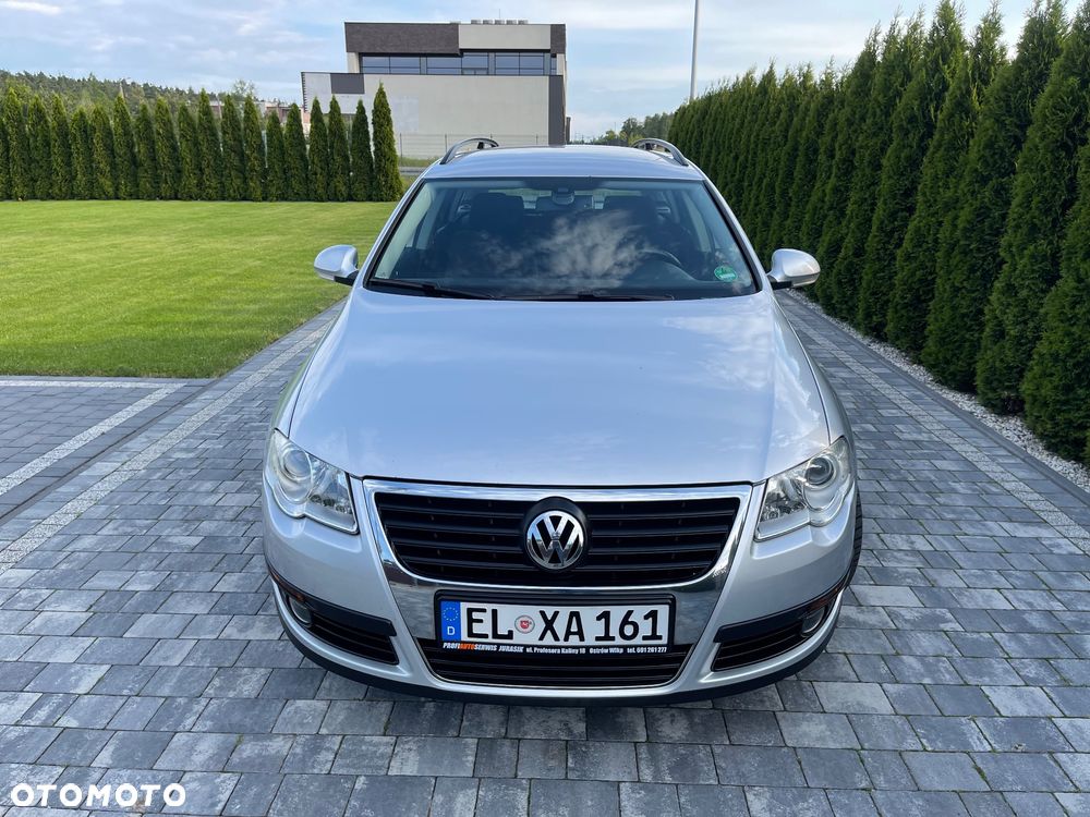 Volkswagen Passat - 30