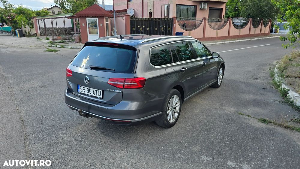 Volkswagen Passat 2.0 TDI DSG (BlueMotion Technology) Comfortline - 3