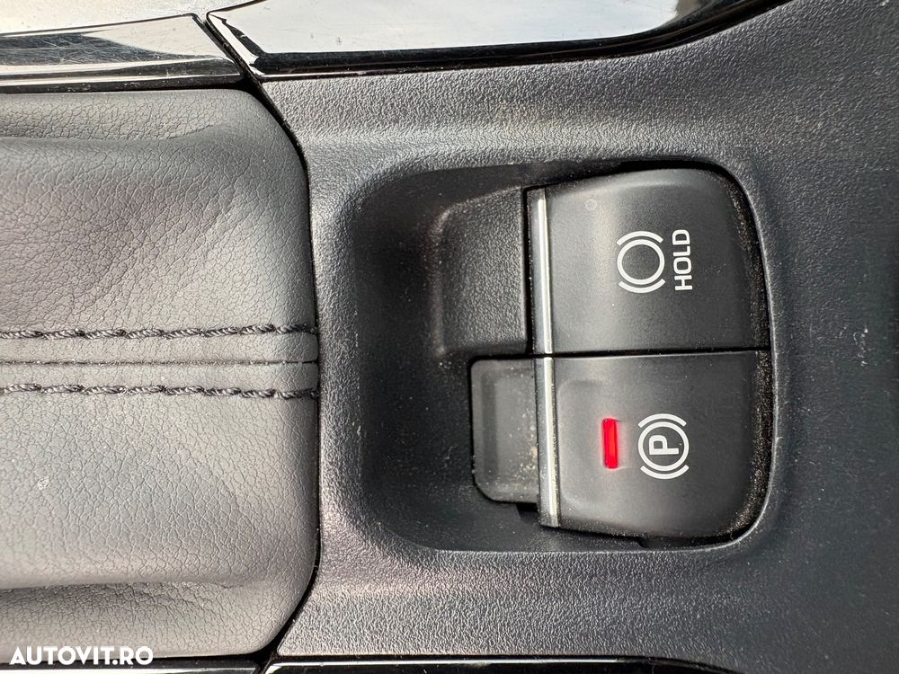 Toyota Corolla 1.8 HSD Exclusive interior Negru - 21