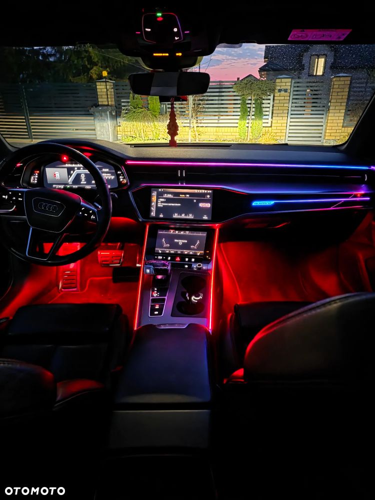 Audi A6 Avant 40 TDI S tronic S line - 29