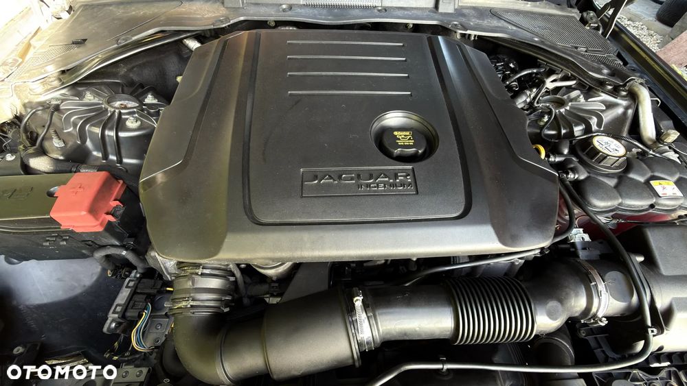 Jaguar XE E-Performance Portfolio - 15