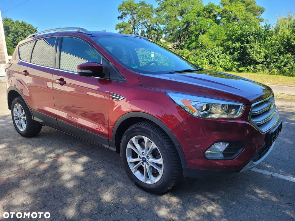 Ford Kuga 1.5 EcoBoost 4x4 Titanium - 9