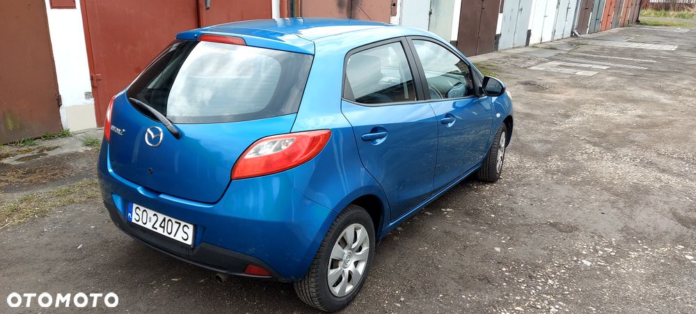 Mazda 2 - 5