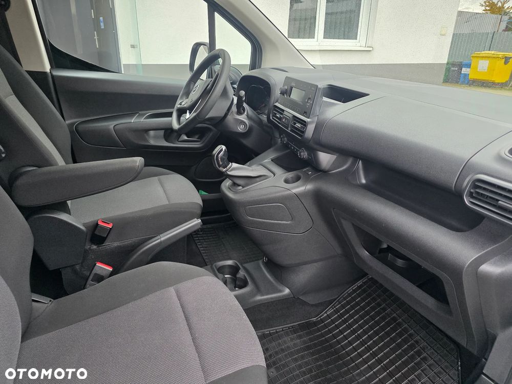 Opel Combo - 8