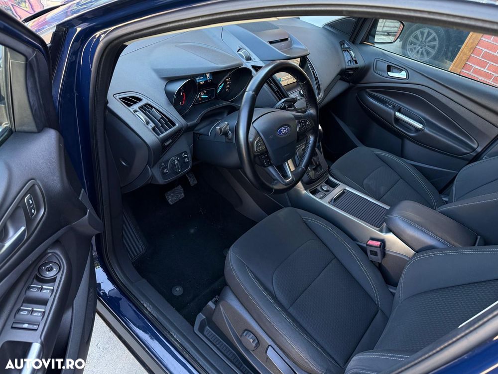 Ford Kuga - 7