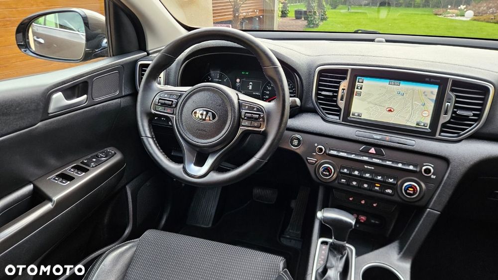 Kia Sportage 2.0 CRDI 4WD Automatik Dream-Team Edition - 18
