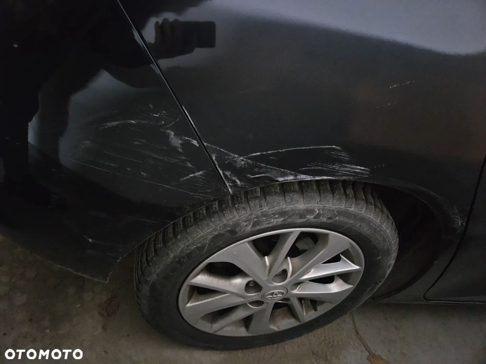 Toyota Auris 1.4 D-4D Premium - 26