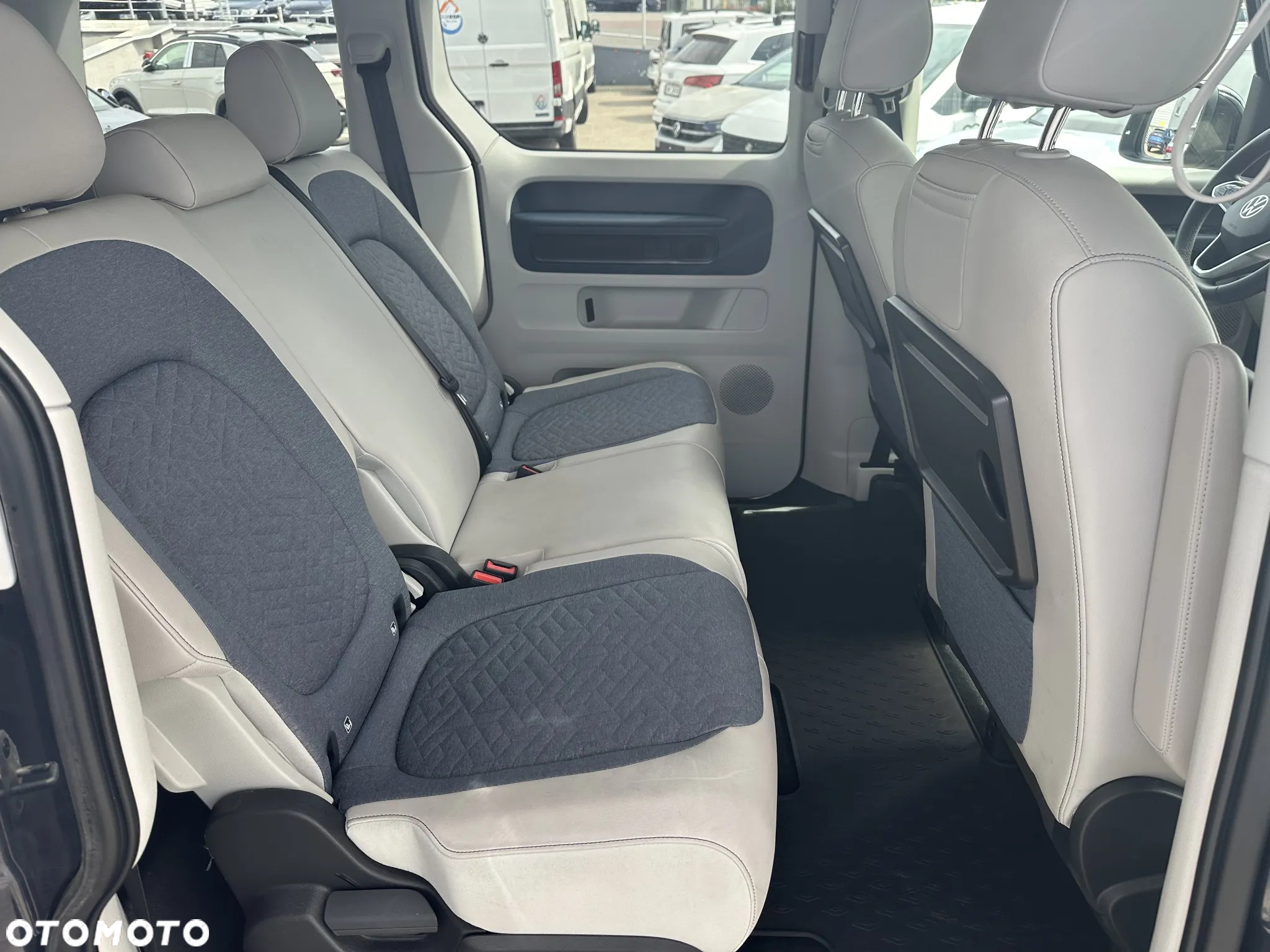 Volkswagen ID. Buzz 82kWh Pro - 9