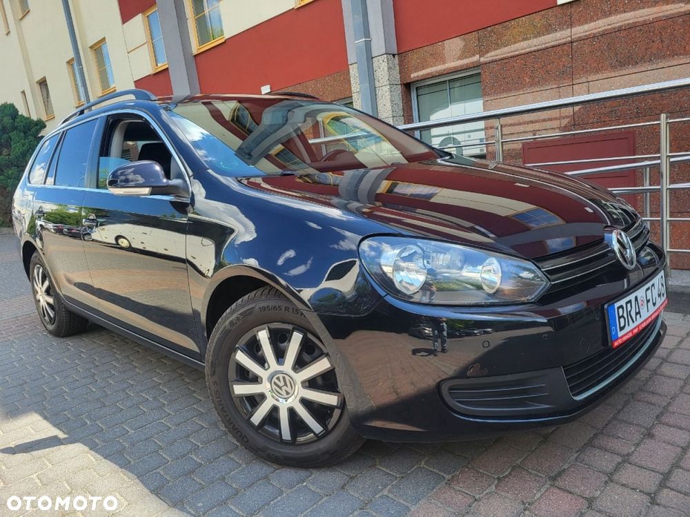 Volkswagen Golf - 6