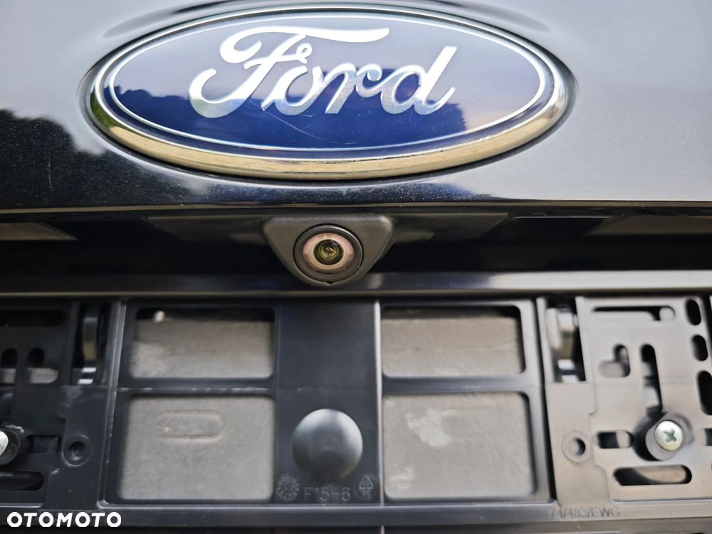 Ford Kuga 2.0 TDCi 4x4 Titanium - 15