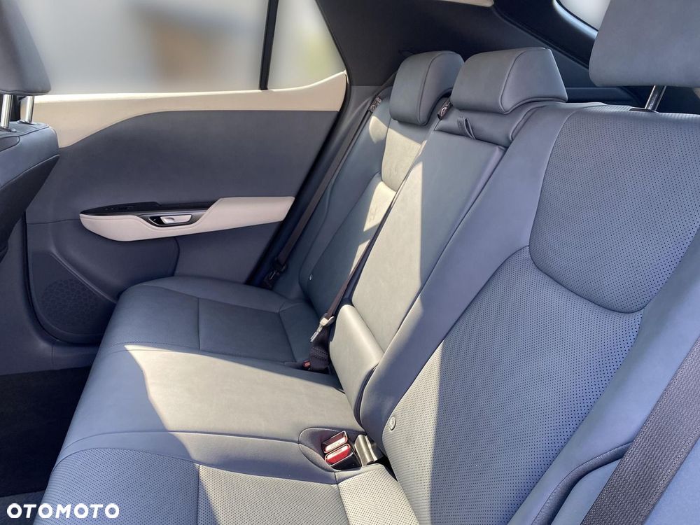 Lexus RZ 450e Prestige DIRECT4 - 15