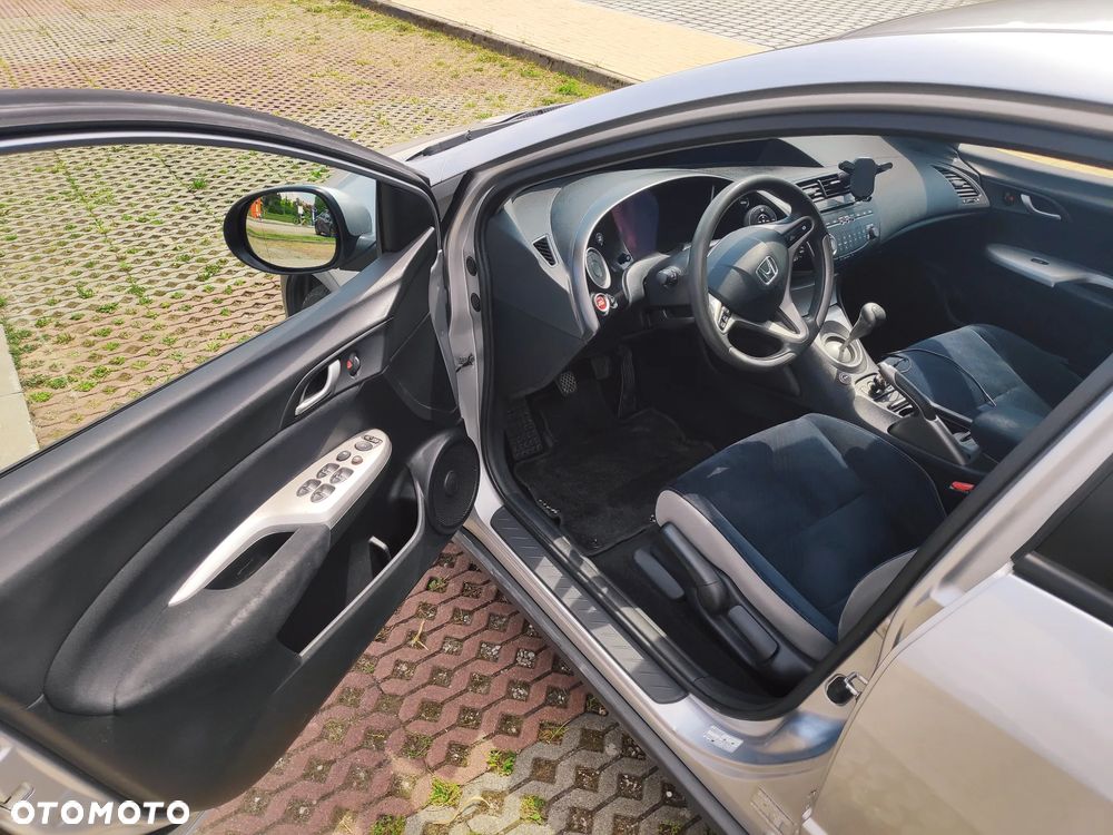 Honda Civic 1.8i-VTEC Comfort - 10