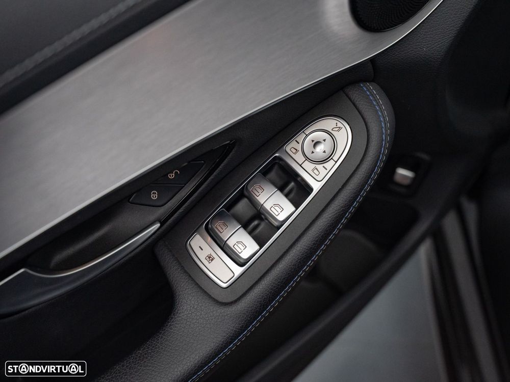 Mercedes-Benz C 300 de AMG Line - 18