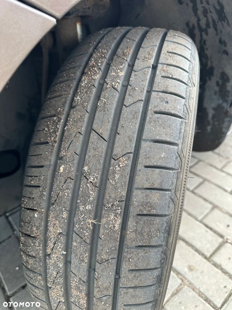 Volkswagen Touran 1.6 TDI DPF Trendline - 14