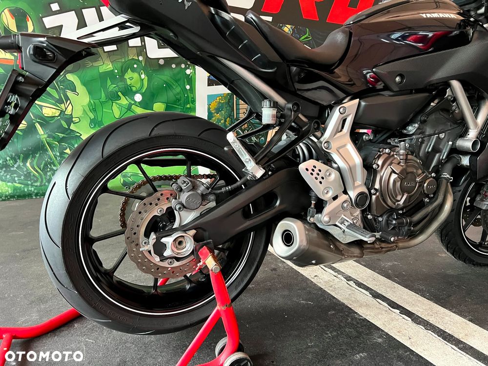 Yamaha MT - 8
