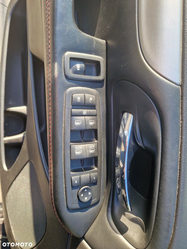 Dodge Grand Caravan 3.6 R/T - 15