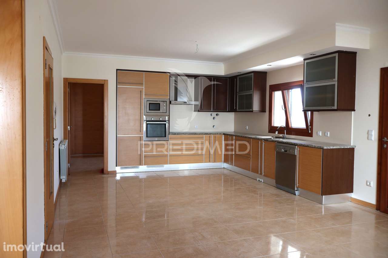 Moradia independente T5 | 600 m² de Exclusividade, Conforto e Priva... - Grande imagem: 5/20