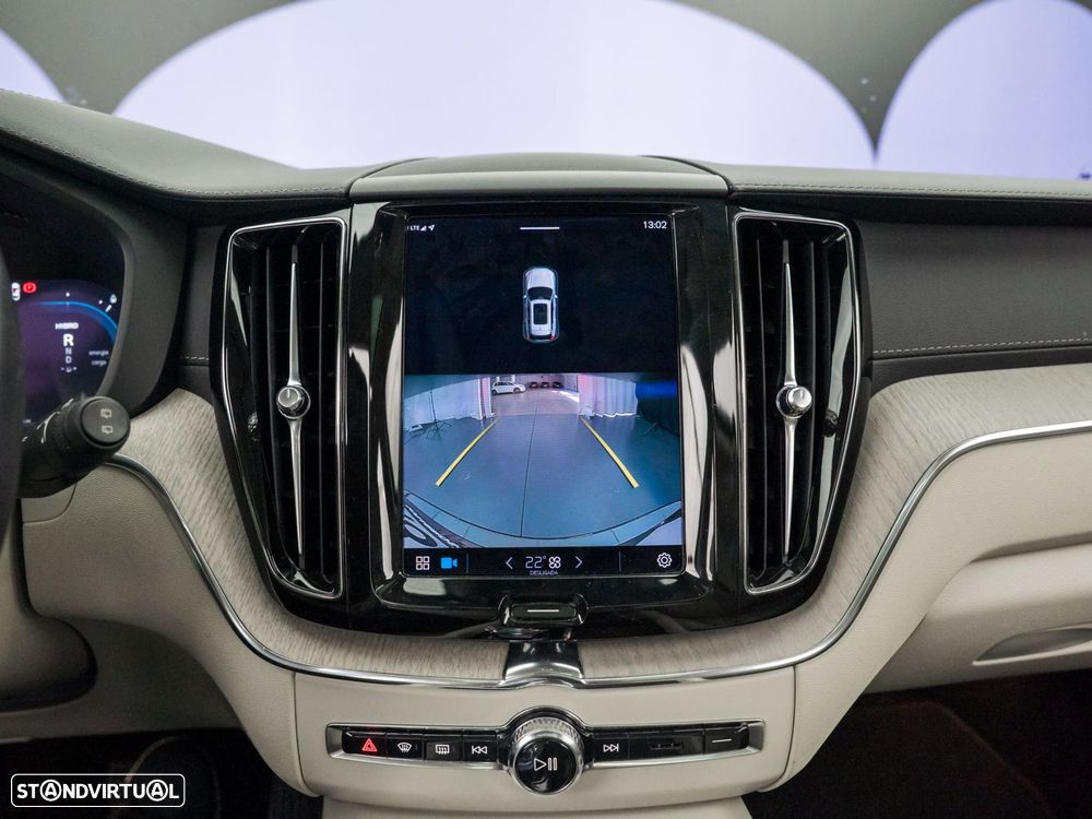 Volvo XC 60 2.0 T6 PHEV Inscription AWD - 32