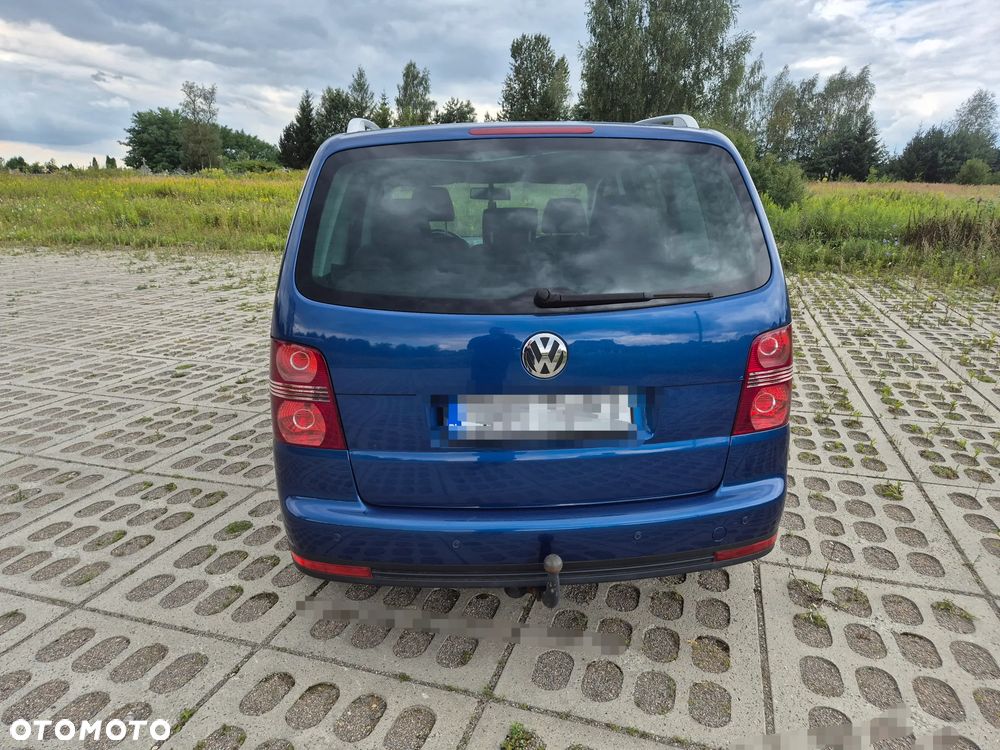 Volkswagen Touran 1.6 United - 11