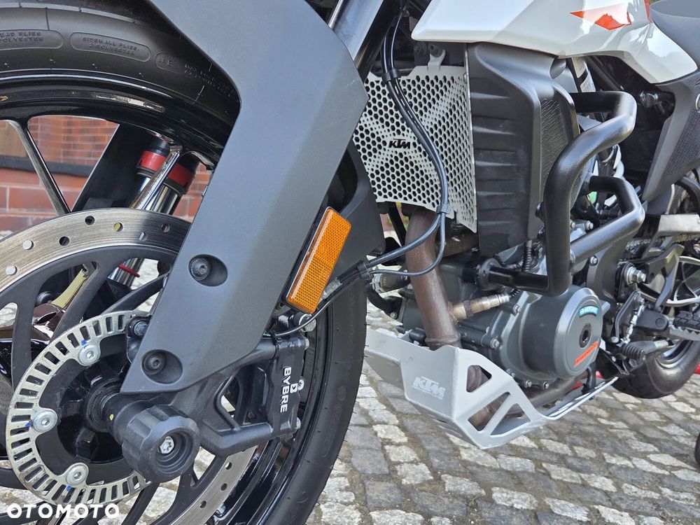 KTM Adventure - 29