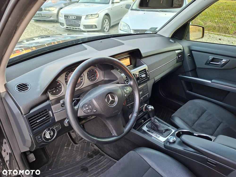 Mercedes-Benz GLK 220 CDI DPF 4Matic BlueEFFICIENCY 7G-TRONIC - 20