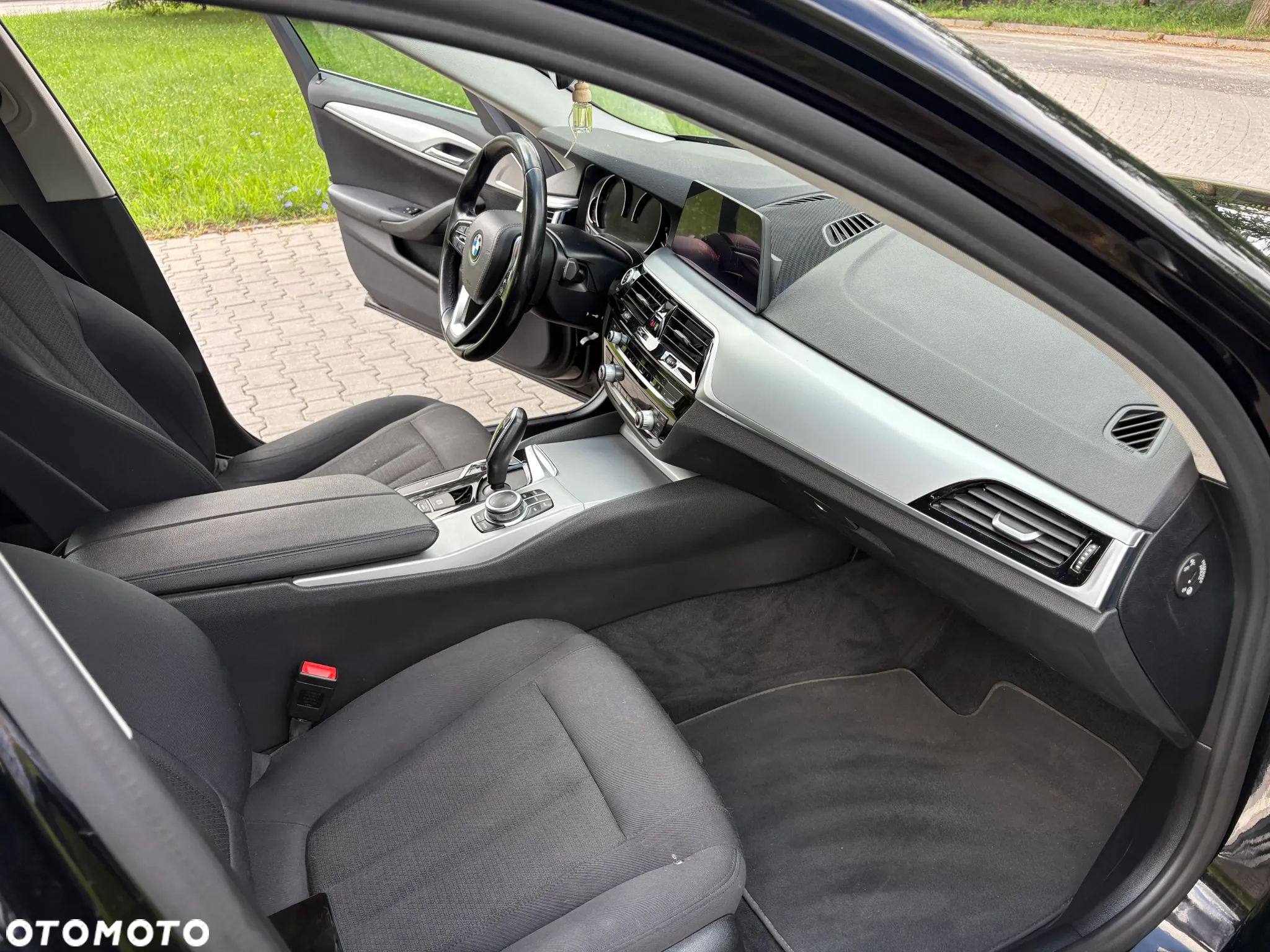 BMW Seria 5 520d Touring - 14