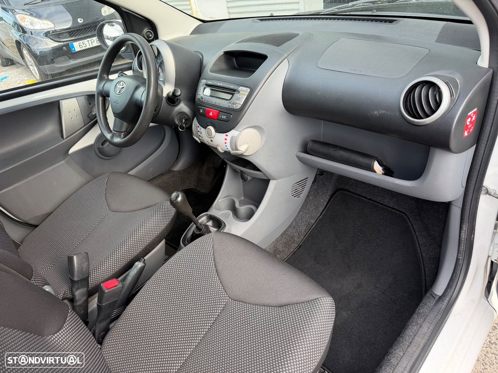Toyota Aygo 1.0 Power Pack+AC - 27