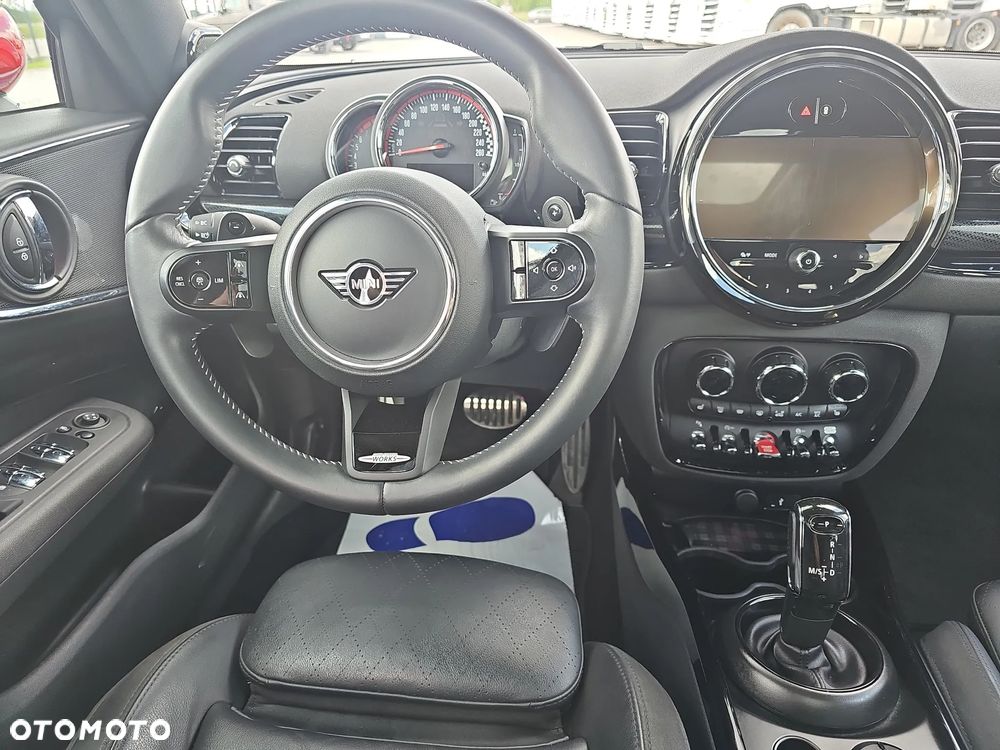 MINI John Cooper Works - 11