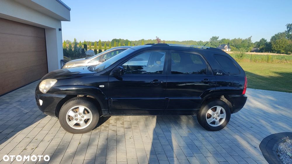 Kia Sportage 2.0 CRDi Tour - 4