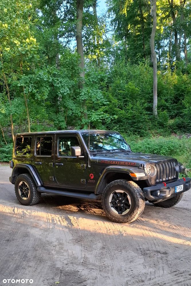 Jeep Wrangler - 4