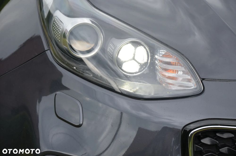 Kia Sportage 1.7 CRDI 2WD ISG Dream-Team Edition - 11