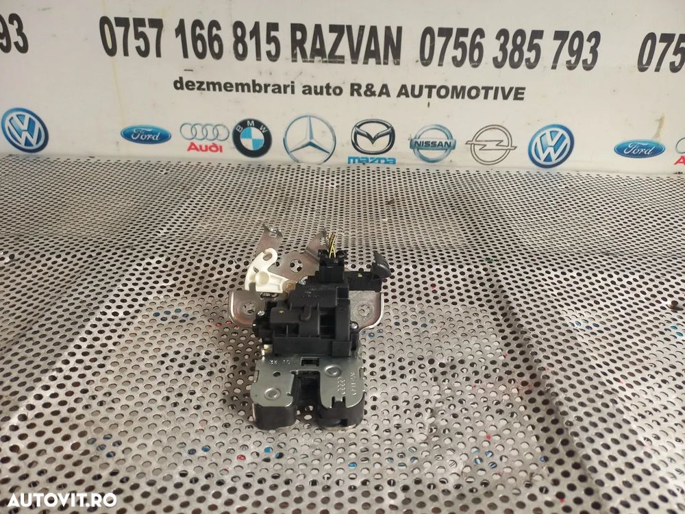 Broasca Blocator Incuietoare Portbagaj Model Cu Soft Close Audi A8 4H D4 An 2010-2011-2012-2013-201 - 2