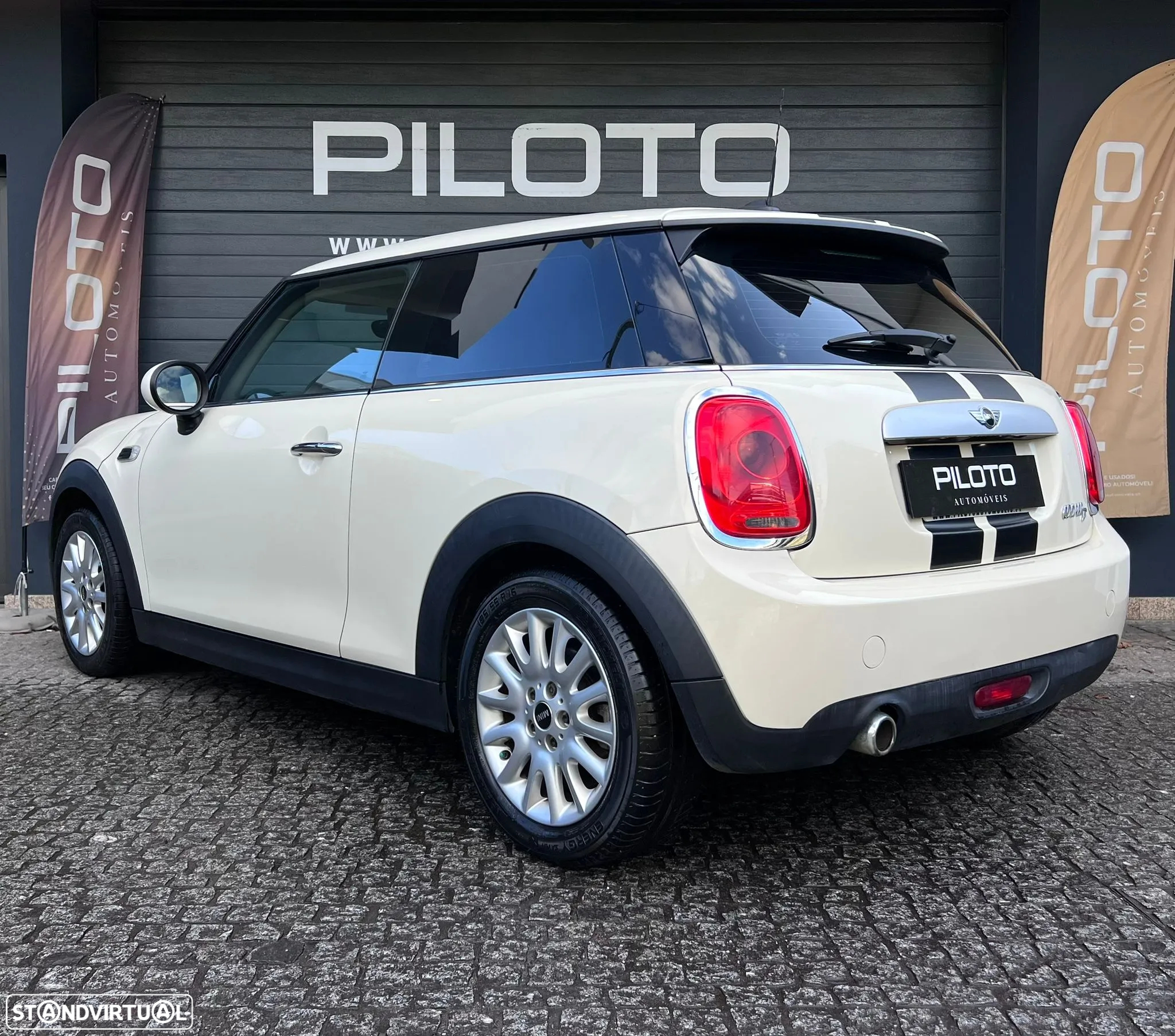 MINI 3 Portas Cooper D - 5