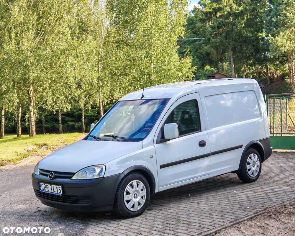 Opel Combo C - 11