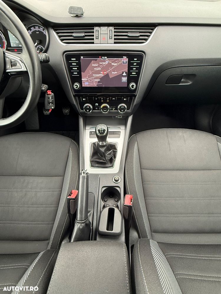 Skoda Octavia 1.6 TDI Ambition - 18