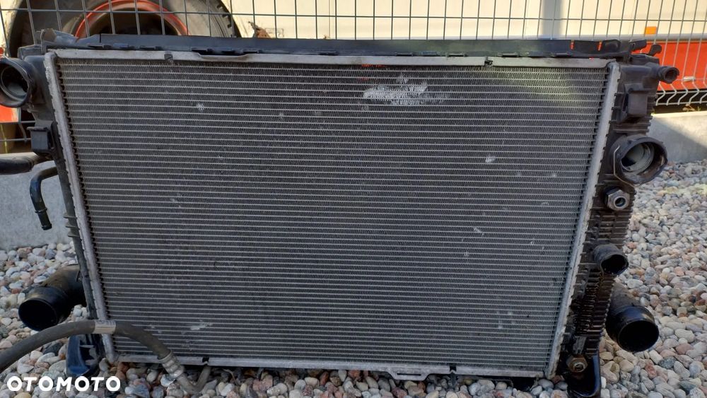 Chłodnicy do Mercedes C W204 A 2045001203 - 2