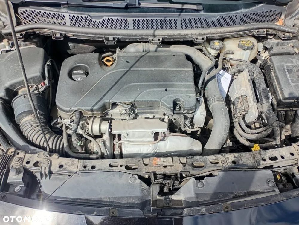 Opel Astra 1.4 Turbo Sports Tourer Active - 22