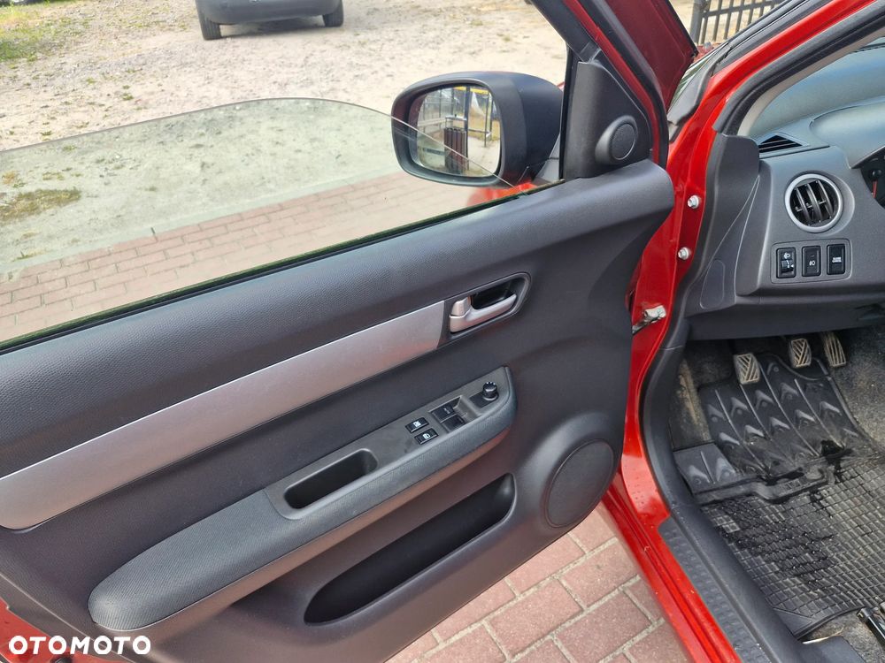 Suzuki Swift - 9
