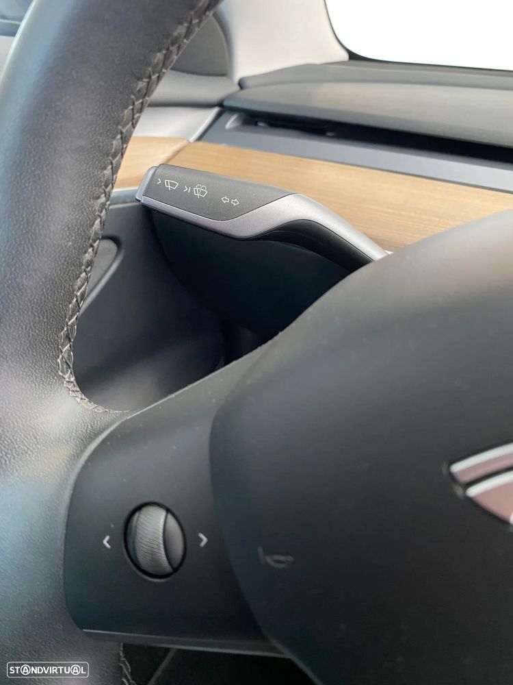 Tesla Model 3 Long Range Tração Traseira - 25
