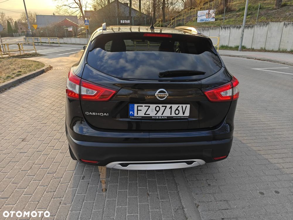 Nissan Qashqai 1.6 dCi DPF tekna - 2