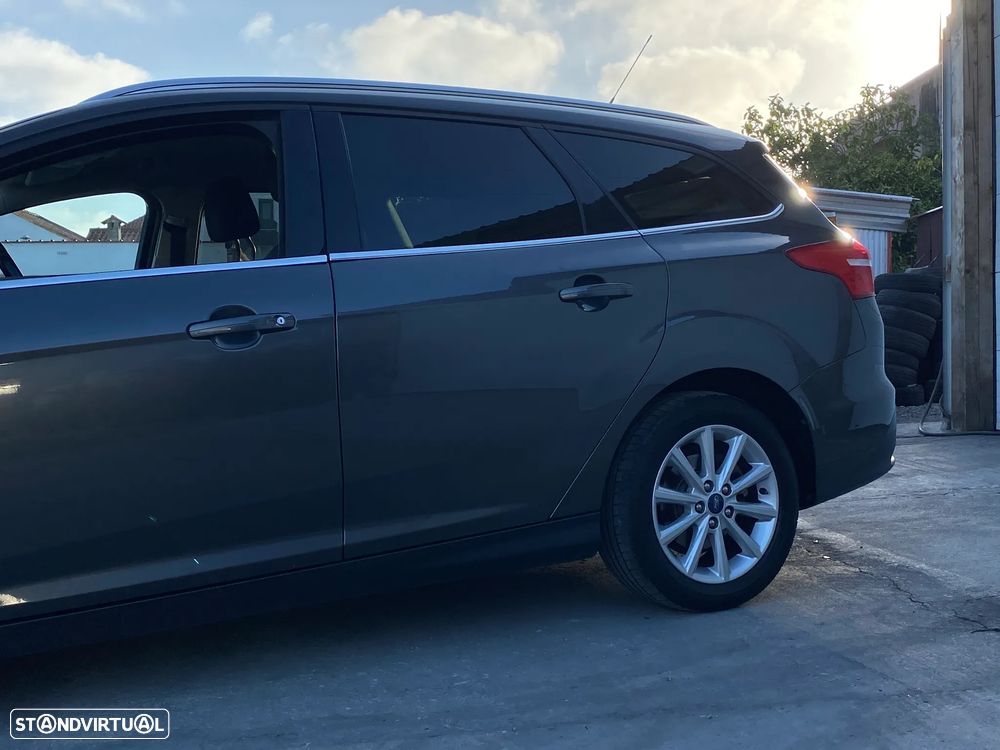 Ford Focus SW 1.0 EcoBoost Active - 6