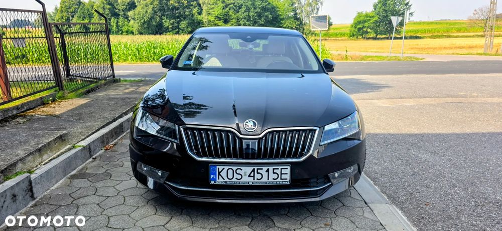 Skoda Superb 2.0 TDI L&K DSG - 15