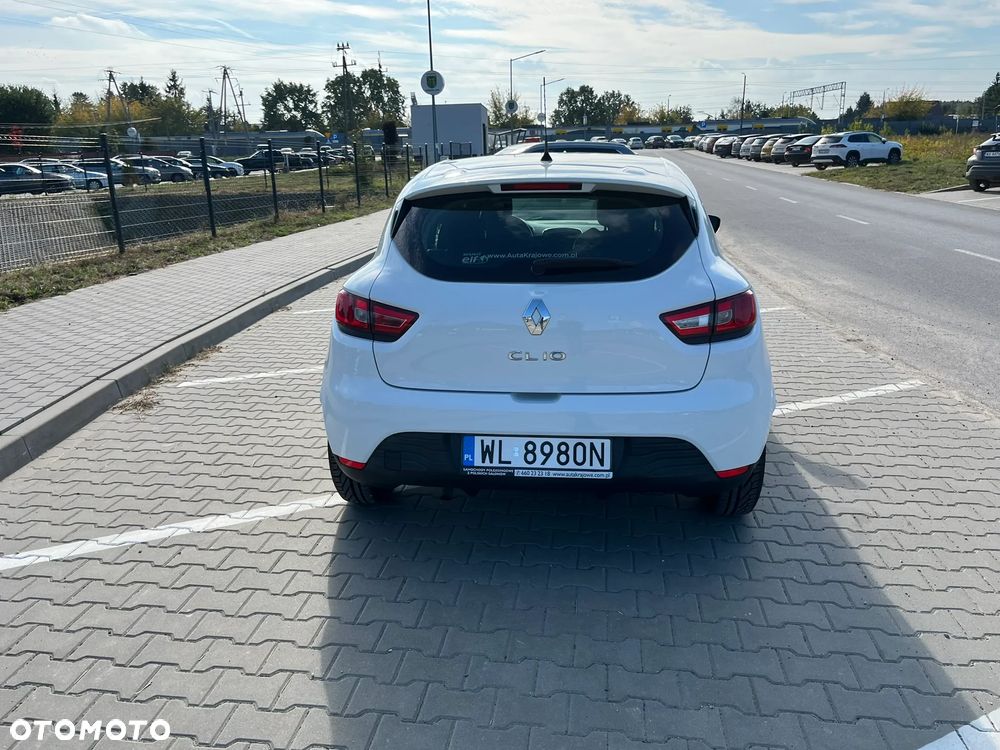 Renault Clio - 6