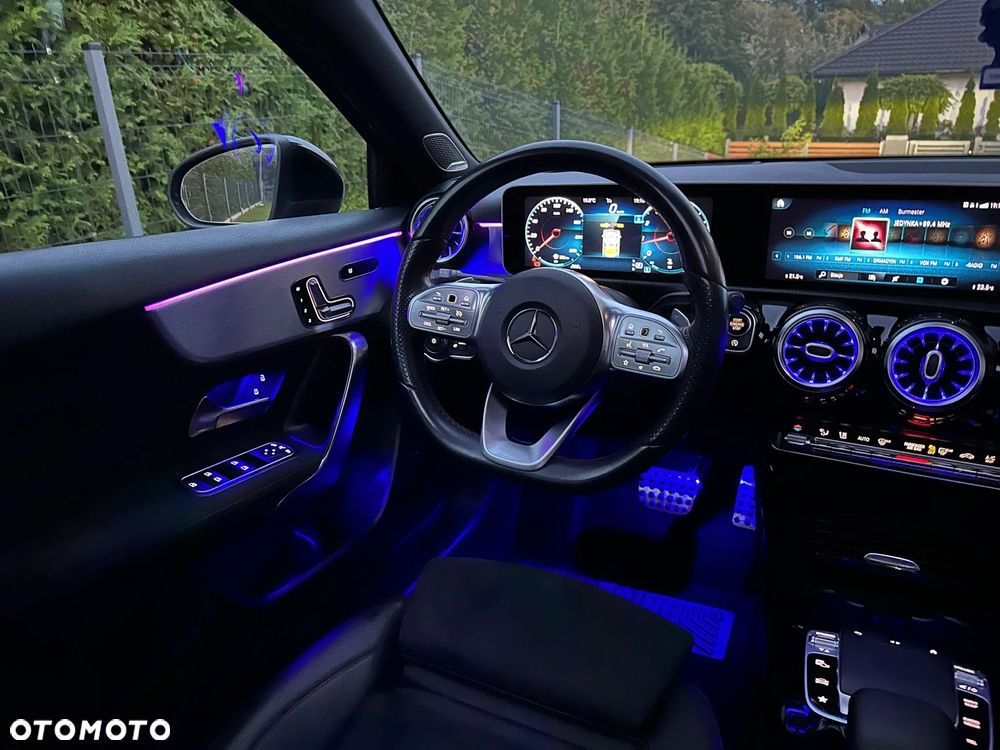 Mercedes-Benz Klasa A 200 AMG Line 7G-DCT - 24