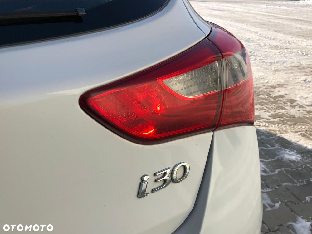 Hyundai i30 1.4 BlueDrive Base - 30