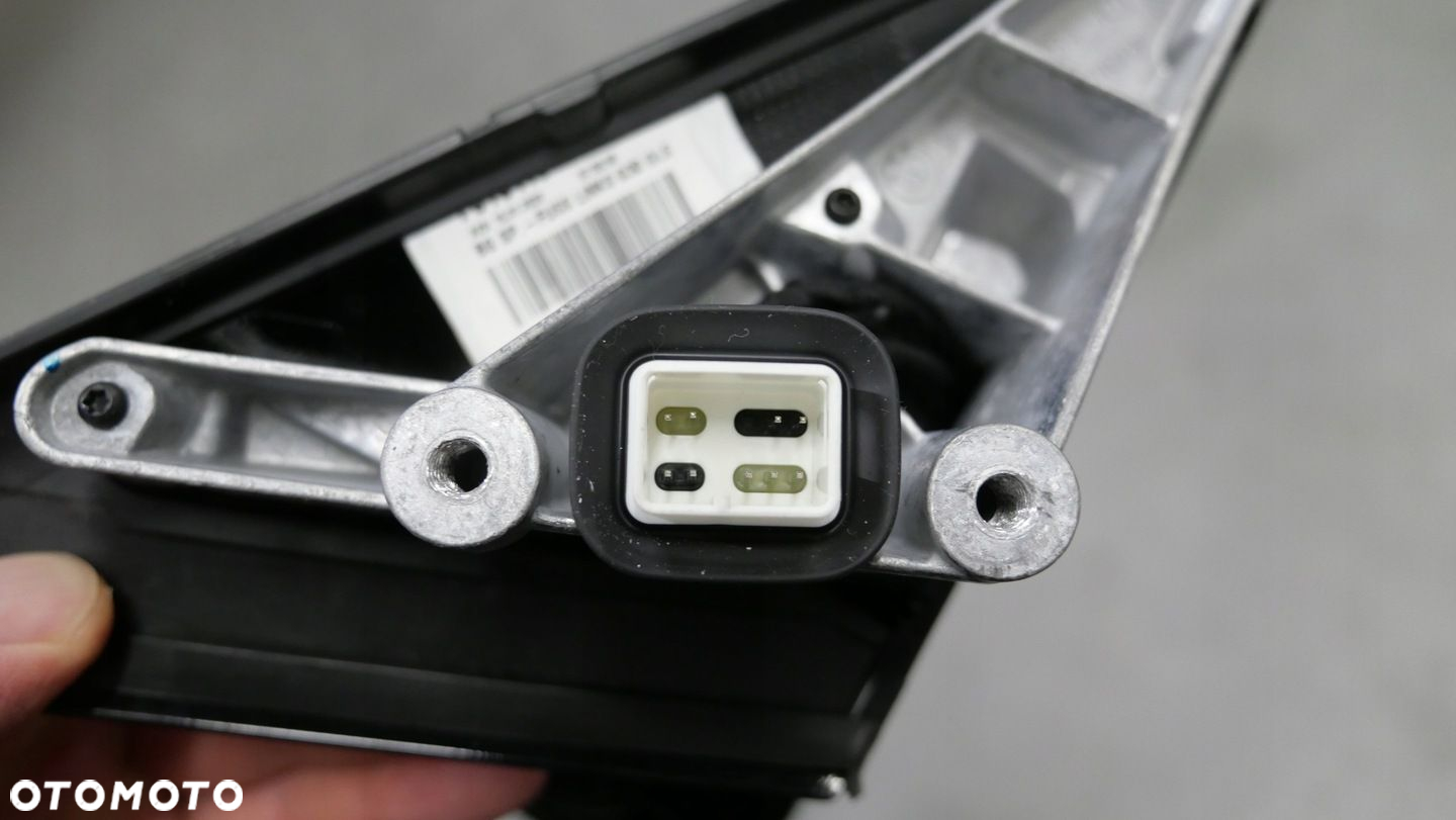 LUSTERKO LEWE EUROPA 9 PIN KAMERA ASYSTENT BMW 5 G30 G31 416 carbonschwarz - 6