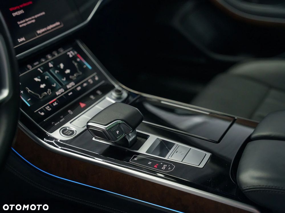 Audi A8 55 TFSI quattro tiptronic - 17