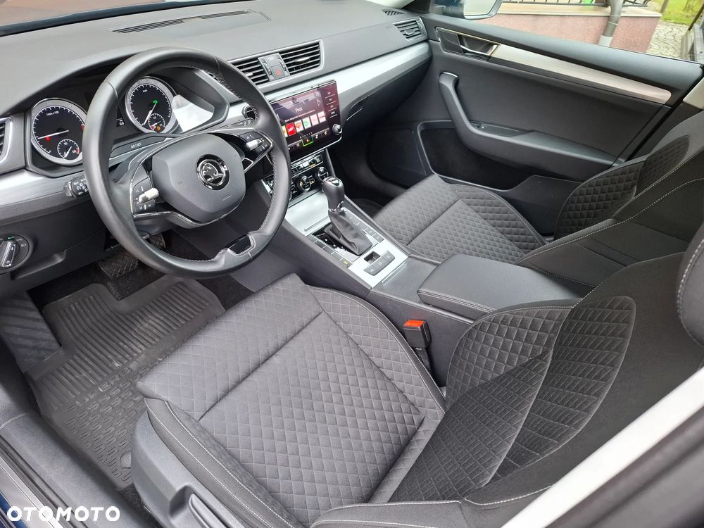 Skoda Superb 2.0 TDI SCR Ambition DSG - 22